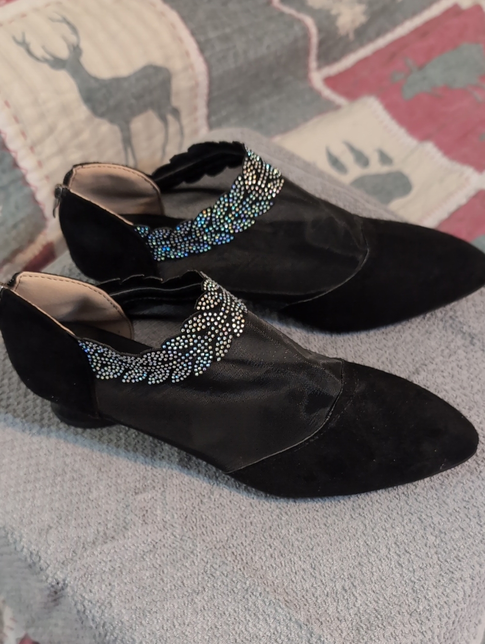 Black Embellished Women's Ankle Flats